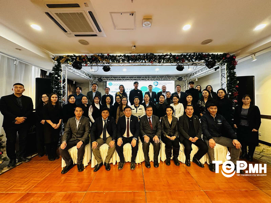 Уур амьсгалын өөрчлөлтийн талаарх мэдлэг, чадавхыг бэхжүүлэх сургалт зохион байгууллаа