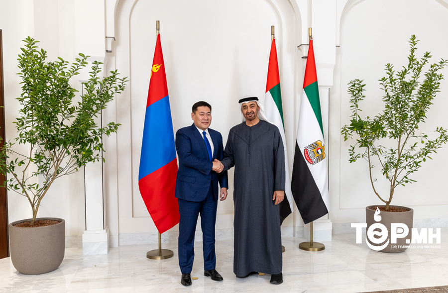 Ерөнхий сайд Л.Оюун-Эрдэнэ Арабын Нэгдсэн Эмират Улсын Ерөнхийлөгчид бараалхав
