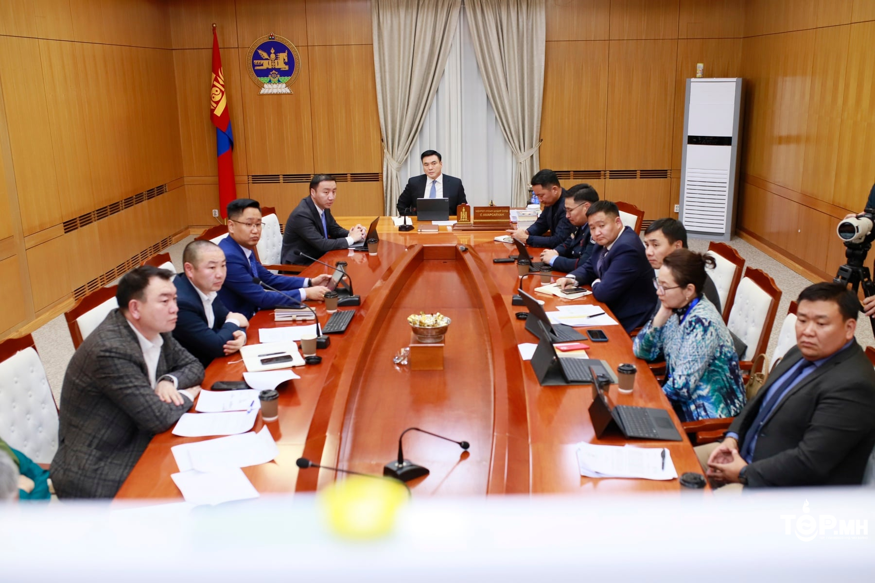 Түүхий нүүрс, хаягдал дугуй, слярки түлж байгаа нь агаарын чанарт нөлөөлж байна