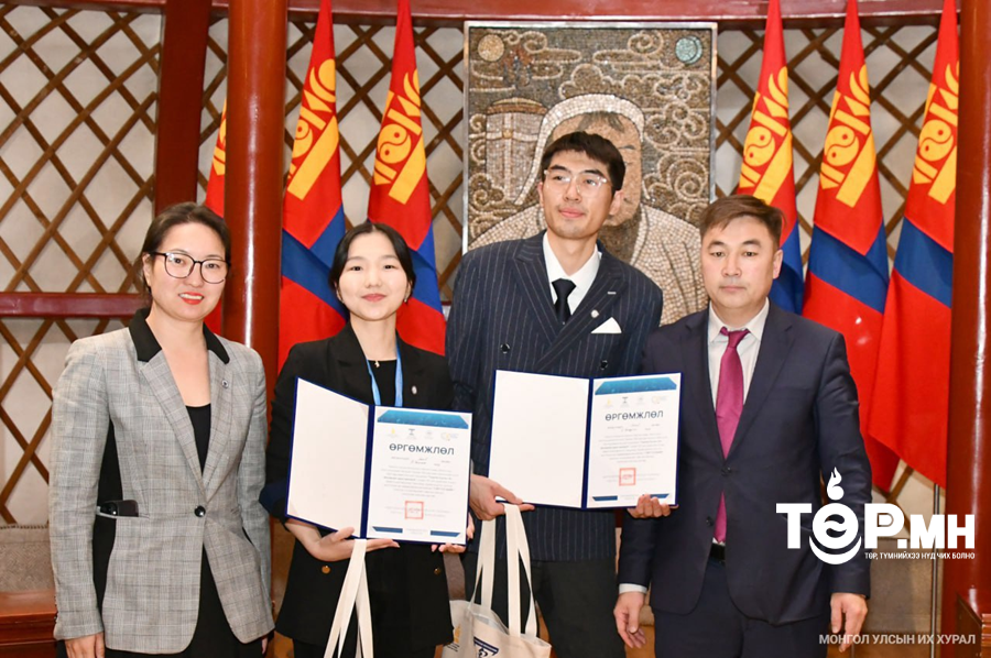 Парламентын мэтгэлцээний УАШТ-д “Монад” баг тэргүүллээ