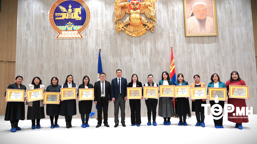 “Шар дарцаг” аяны шилдгүүдийг шалгарууллаа