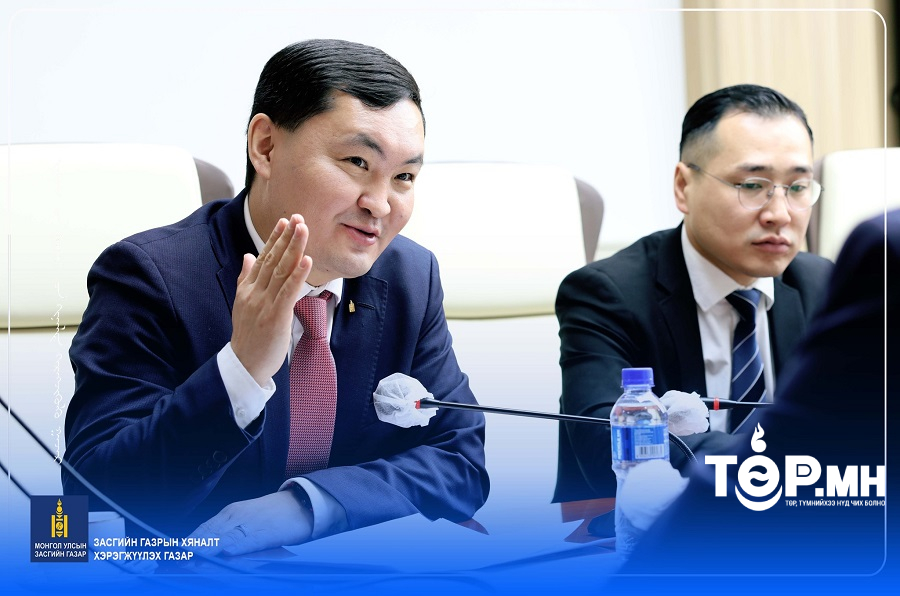 Ч.Өнөрбаяр: Төрийн албаны шинэтгэл дээр Монголын Хуульчдын холбоо, мэргэжлийн холбоодтой хамтарч ажиллахаар төлөвлөж байна