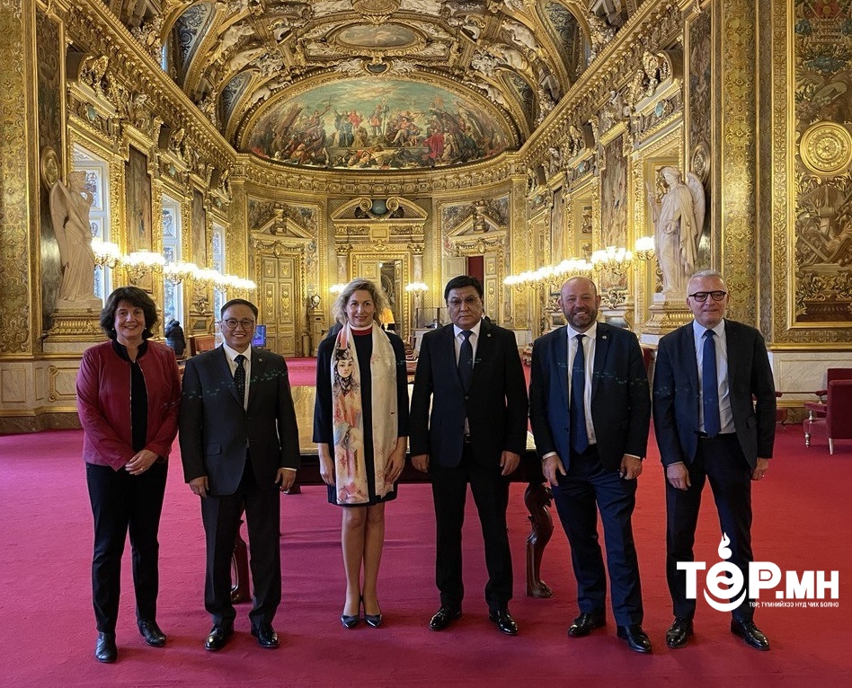 Улсын Их Хурлын гишүүн Ж.Чинбүрэн тэргүүтэй төлөөлөгчид Франц Улсад ажлын айлчлал хийж байна