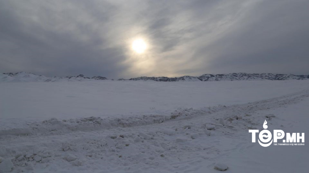 Алтай, Хангай, Хэнтий, Хөвсгөлийн өндөрлөг уулсаар 20 см-ээс их цастай байна