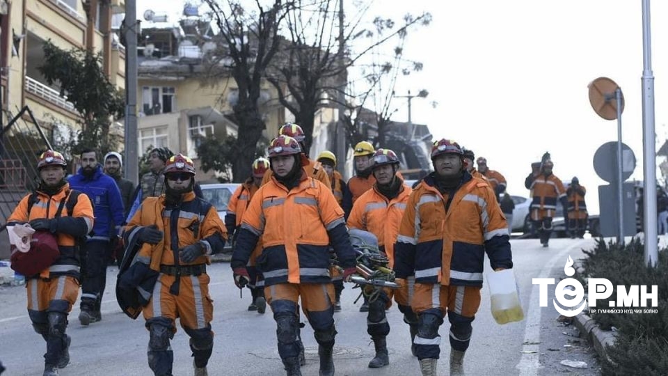 Монгол Улсын аврагчид иргэдийн үнэт эдлэл, бэлэн мөнгийг олж, хүлээлгэн өгчээ