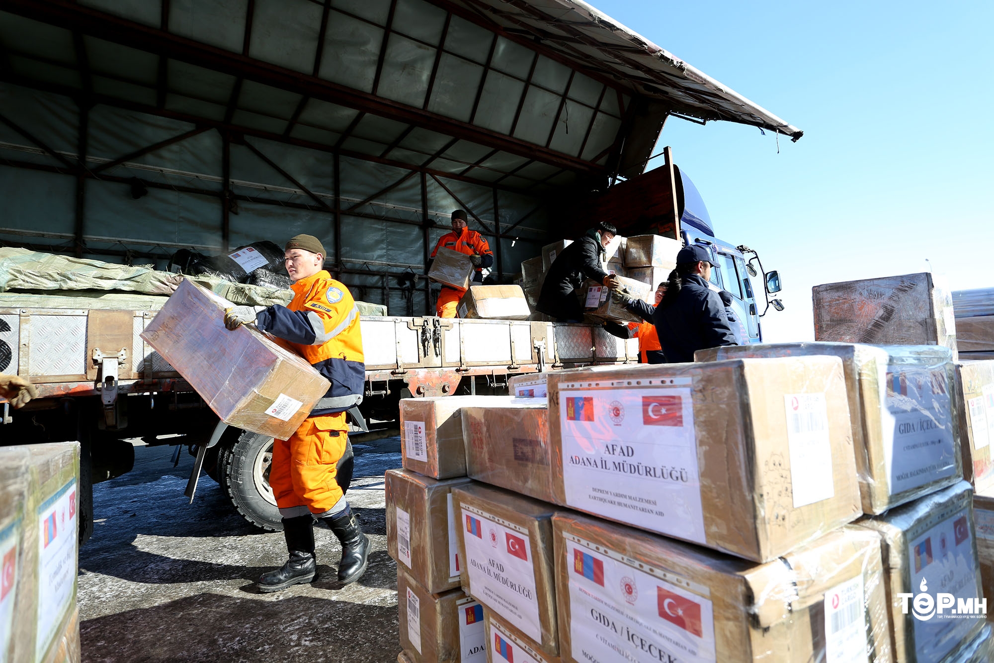 Туркийн ард түмэнд 35 гэр, 15 майхан хандивлалаа