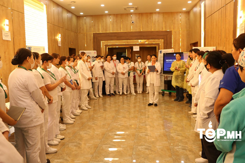 Завхан аймгийн Нэгдсэн эмнэлгийн удирдлагын баг улсын Гуравдугаар төв эмнэлэгт туршлага судалж хамтран ажиллалаа