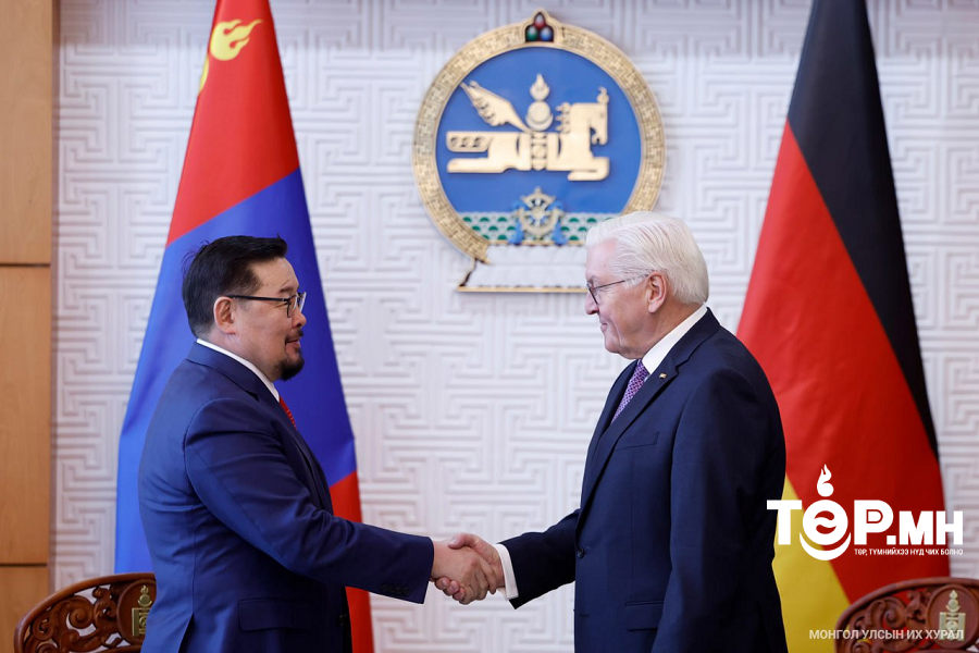 Улсын Их Хурлын дарга Г.Занданшатар Холбооны Бүгд Найрамдах Герман Улсын Ерөнхийлөгч Франк-Вальтер Штайнмайэрт бараалхлаа