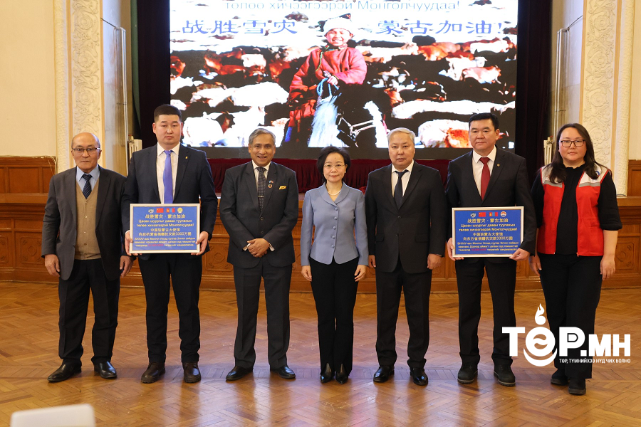 Архангай, Дорнод аймгийн 100 малчин өрхөд дэмжлэг үзүүлэх зорилгоор 66 сая төгрөгийн мөнгөн хандивыг гардууллаа