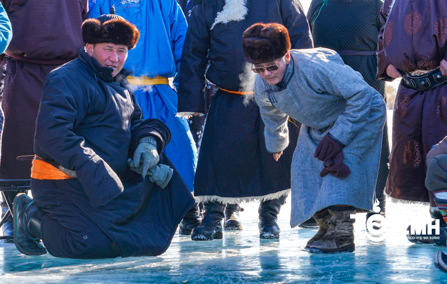 СХД үндэсний мөсний шагайн харвааны аваргуудаа тодруулж байна