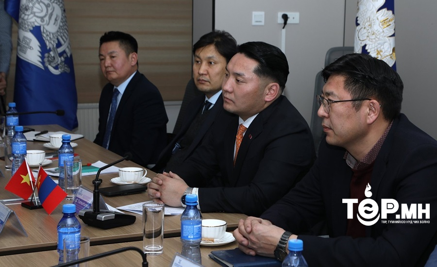 Вьетнам улсын барилгын салбарын бизнес эрхлэгчдийн төлөөлөл “Улаанбаатар орон сууцжуулалт” ХХК-ийн үйл ажиллагаатай танилцлаа