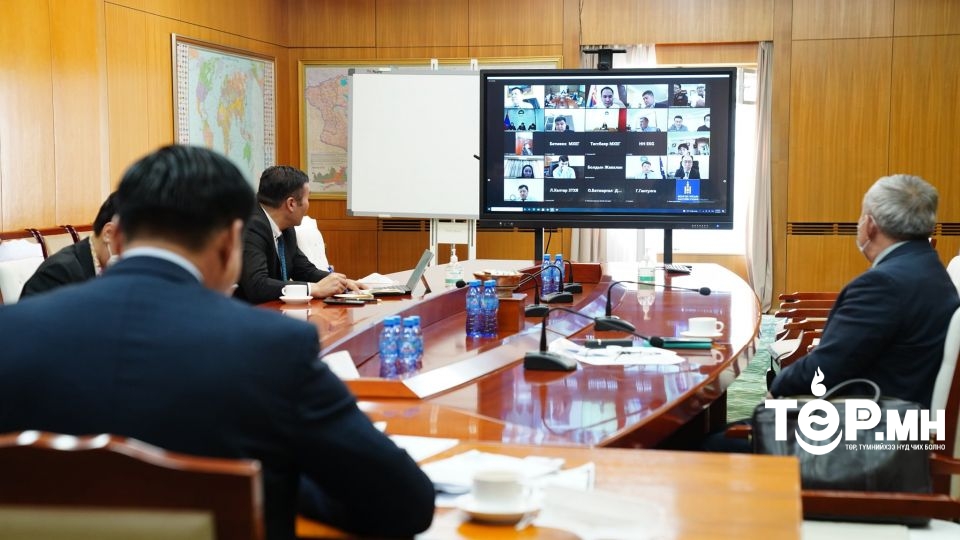 900 орчим чингэлэгт ачаа ачиж, хилээр зөөвөрлөхөд бэлтгэжээ