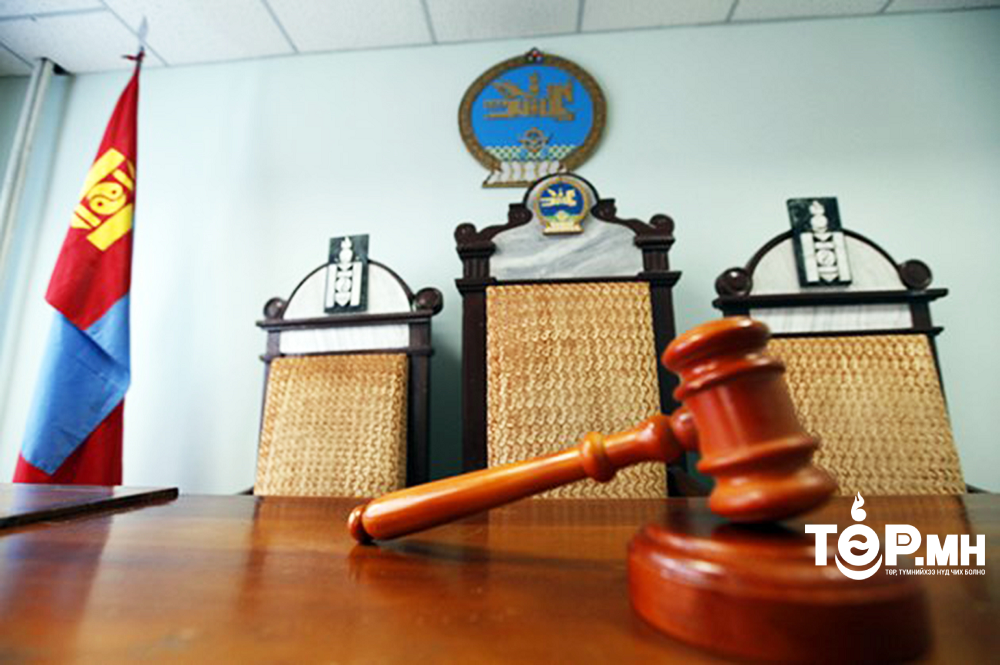 Төрсөн эгчид нь архи өглөө гэсэн шалтгаанаар бусдыг зодсон хүүг ялаас чөлөөлөв