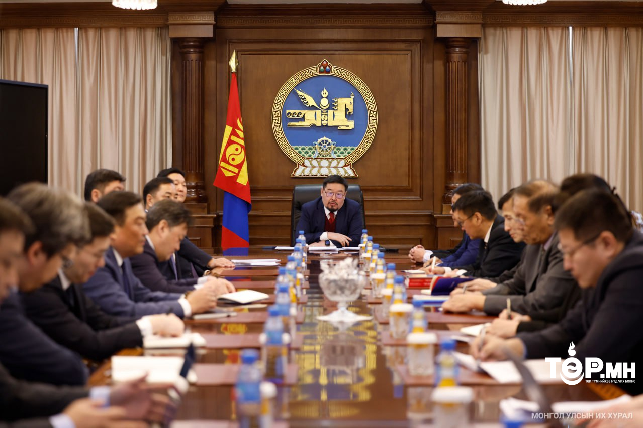 УИХ-ын дарга Г.Занданшатар Төсвийн тогтвортой байдлын зөвлөлийн гишүүдтэй уулзаж, үүрэг чиглэл өглөө