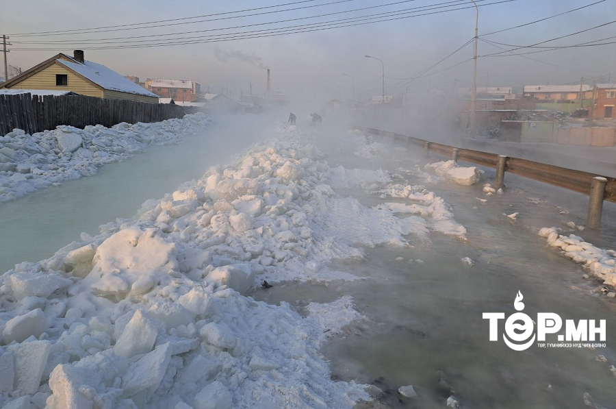 Халиа үүсэж, нэг айлын хашаа усанд автжээ