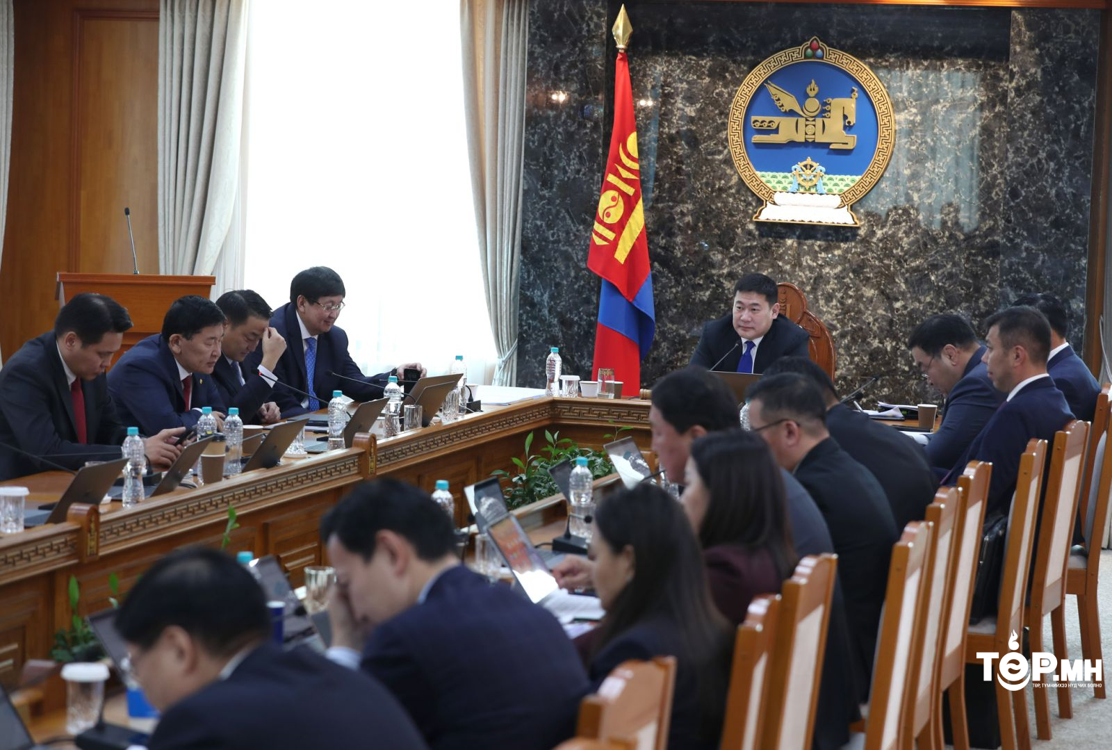 Авлигатай тэмцэх үндэсний хөтөлбөрийг хэрэгжүүлэх үндэсний хорооны бүрэлдэхүүнийг баталлаа