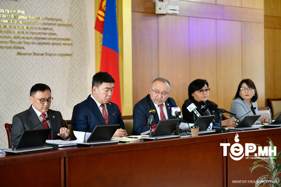 Намрын ээлжит чуулганы хугацаанд Байгаль орчин, хүнс, хөдөө аж ахуйн байнгын хороо 25 асуудал хэлэлцэн, 10 тогтоолын төслийг батлуулжээ