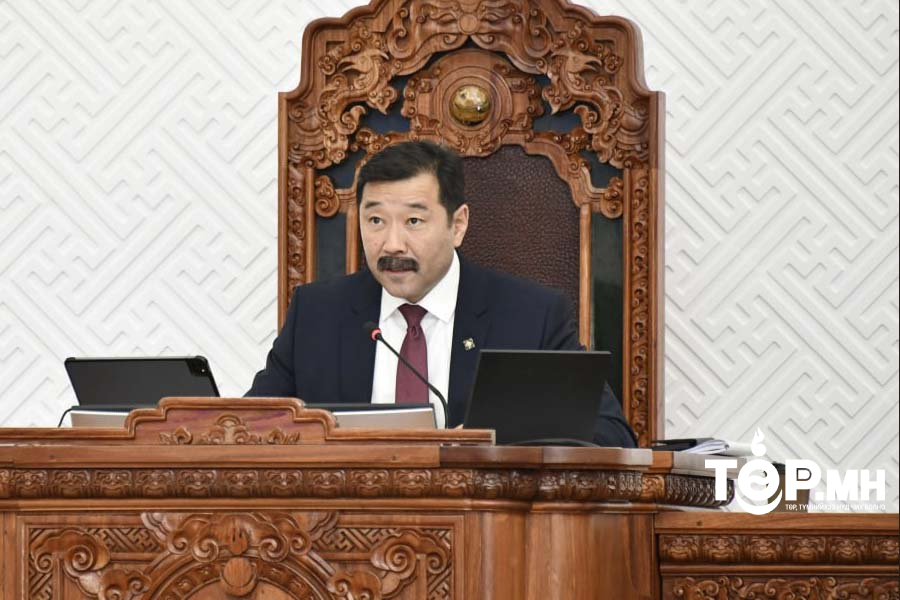 Чуулганы нэгдсэн хуралдаанаар “Монгол Улсыг 2026-2030 онд хөгжүүлэх таван жилийн үндсэн чиглэл батлах тухай” тогтоолын төслийн хэлэлцүүлгийг үргэлжлүүллээ