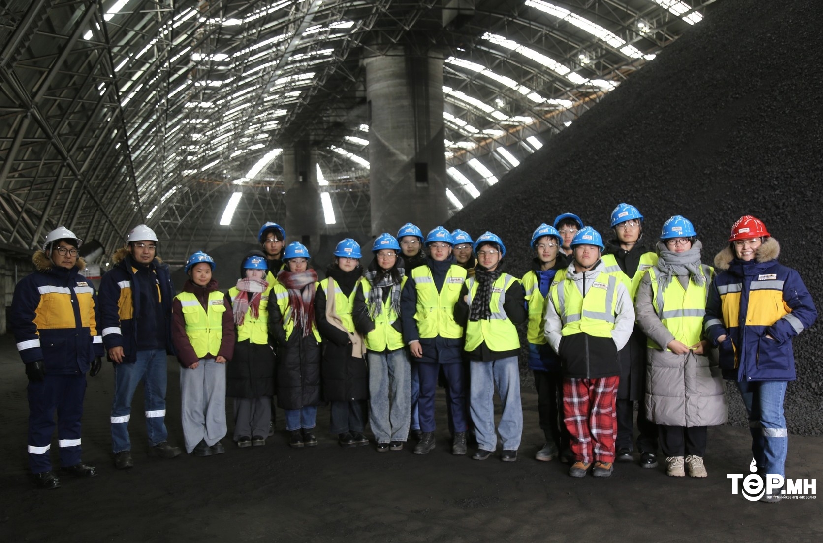 Сурагчдын дунд "ETT-HERO 15/15" аялал зохион байгууллаа