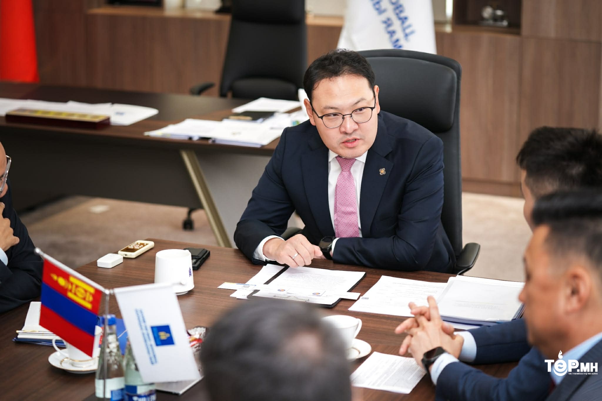 Э.БАТШУГАР: Гар утаснаасаа компани байгуулах, бизнесээ хянах  боломжтой боллоо