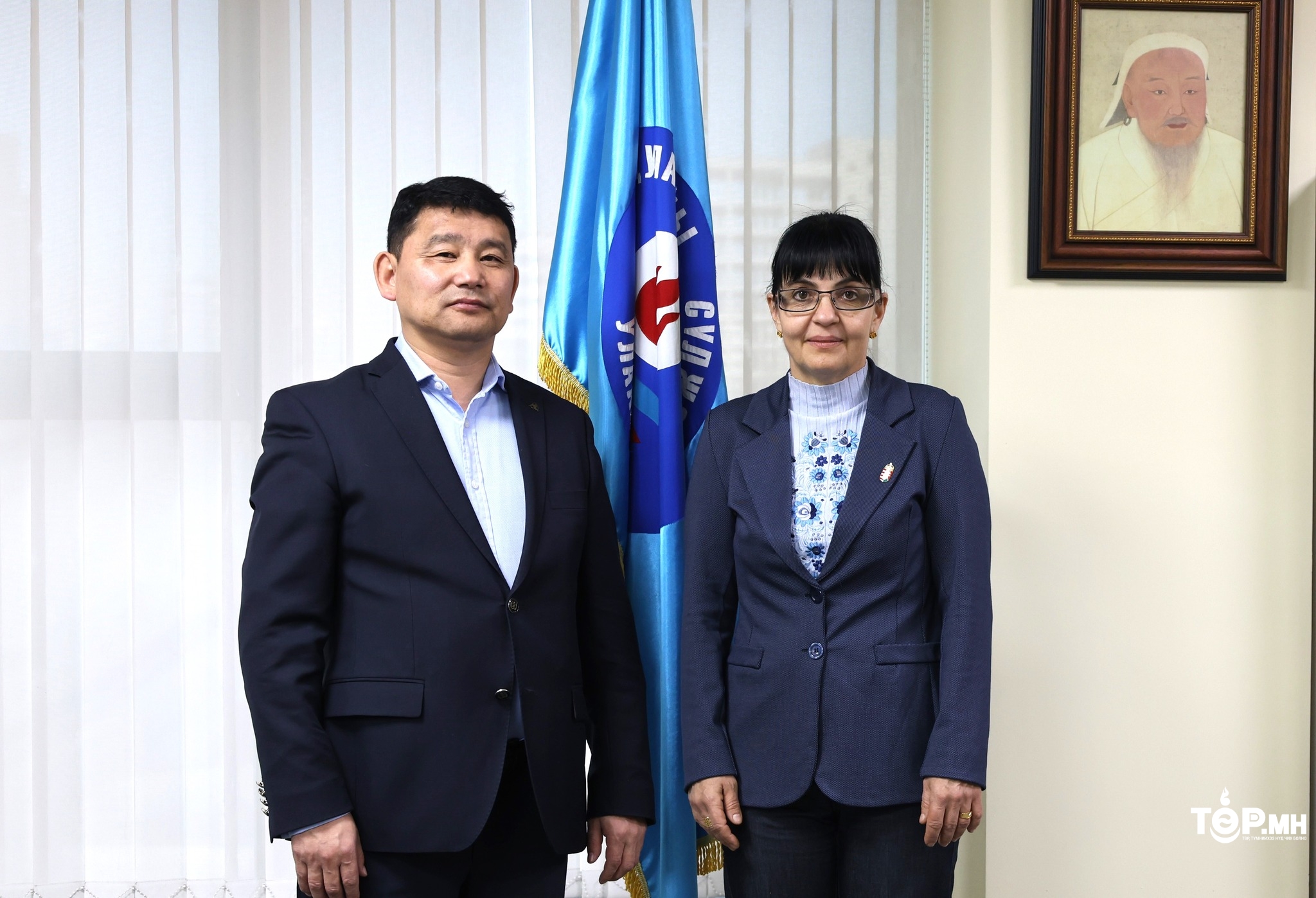 "УБДС" ТӨХК-нийн гүйцэтгэх захирал Ц.Амарсанаа Унгар улсаас Монгол Улсад суугаа Элчин сайд ДР.Обрущанский Борбалатай уулзалт хийлээ