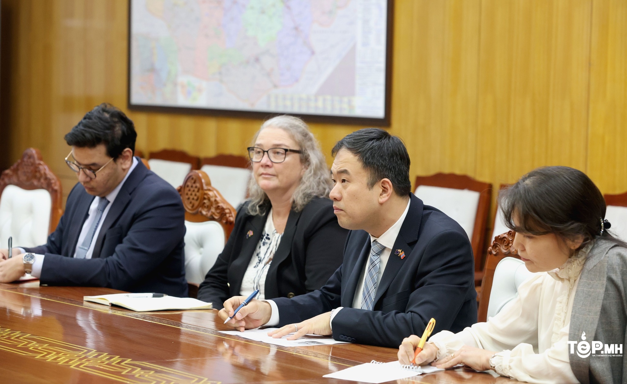 Онцгой байдлын салбарын хамтын ажиллагааг өргөжүүлэхэд анхаарч ажиллана