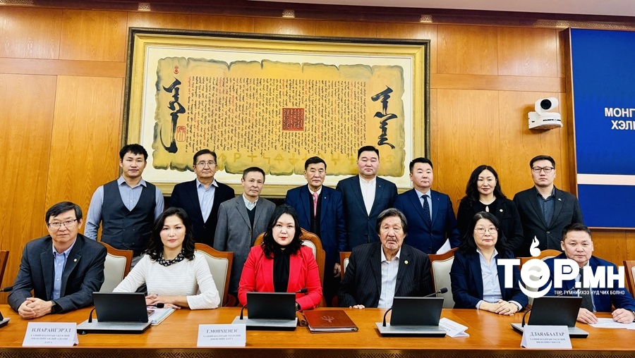 Бүх нийтээр даган мөрдөх “Монгол бичгийн зөв бичих дүрэм”-ийг баталлаа